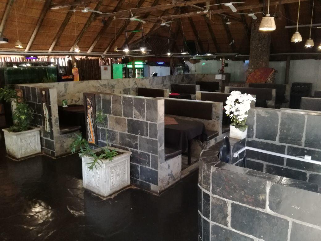 Larona Inn Mafikeng Kültér fotó
